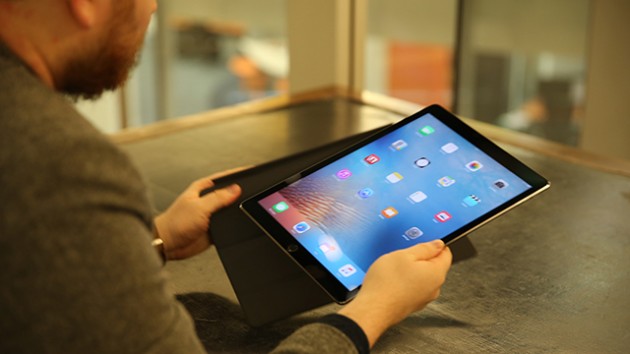 Logitech Create Keyboard Case For iPad Pro Review