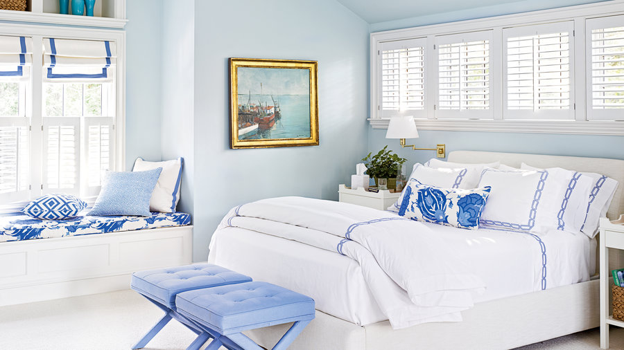 pale blue bedroom walls idea